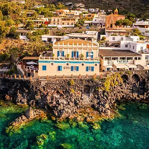 L'ariana Isole Eolie - Esperienze Hotel Leni