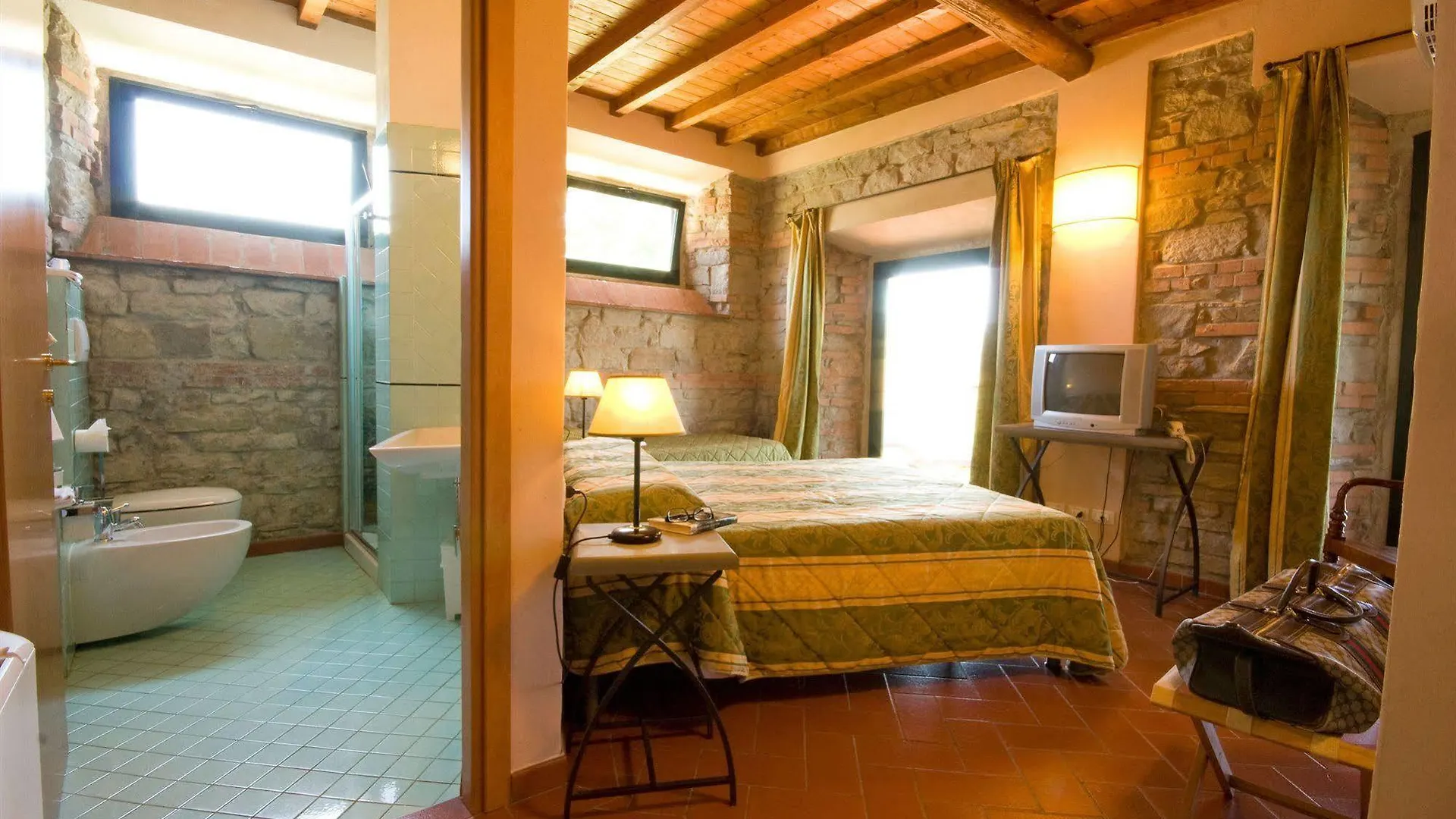 Gli Orzali Aparthotel Firenzuola 3*,